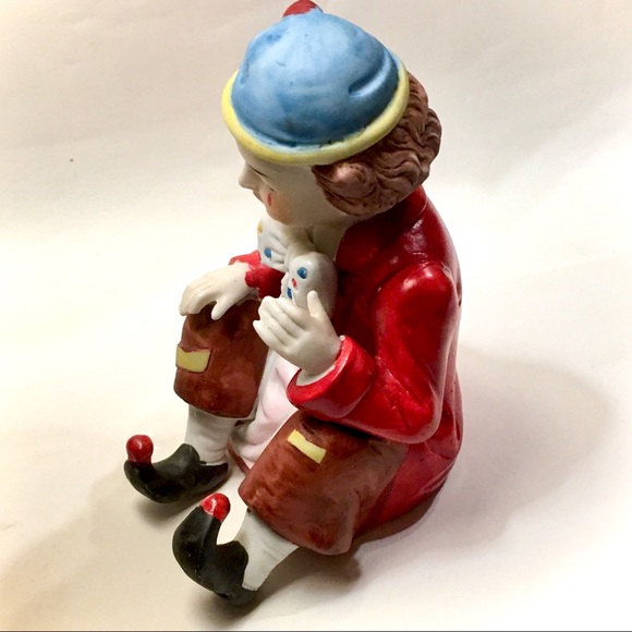 VINTAGE BISQUE SITTING CLOWN PORCELAIN FIGURINE❤️ - Picture 7 of 13